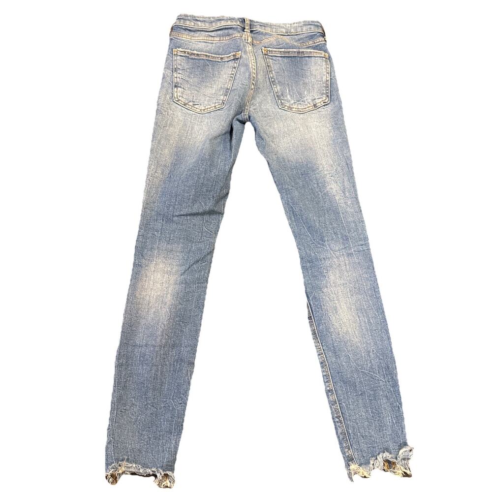 Zara Woman Premium Denim Women's Skinny Jeans Distressed Raw Hem Lt Wash Size 2 - Picture 14 of 16